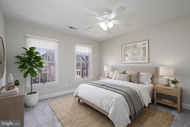 Building Photo - 28 Sterling Ct