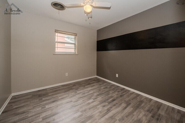 Building Photo - 109 Highland Dr