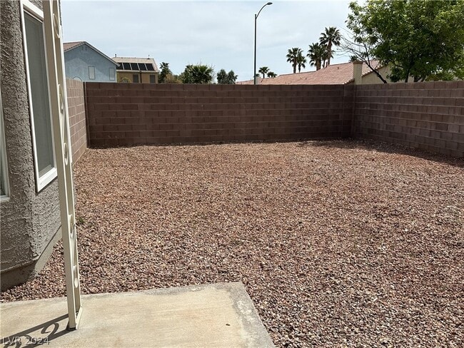 Building Photo - 6401 Quantum Ln
