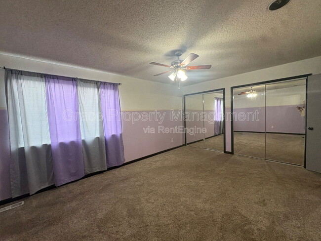 Building Photo - 26 S Nome St