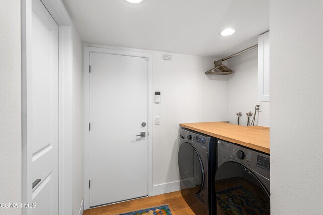 Building Photo - 1632 Camberwell Pl