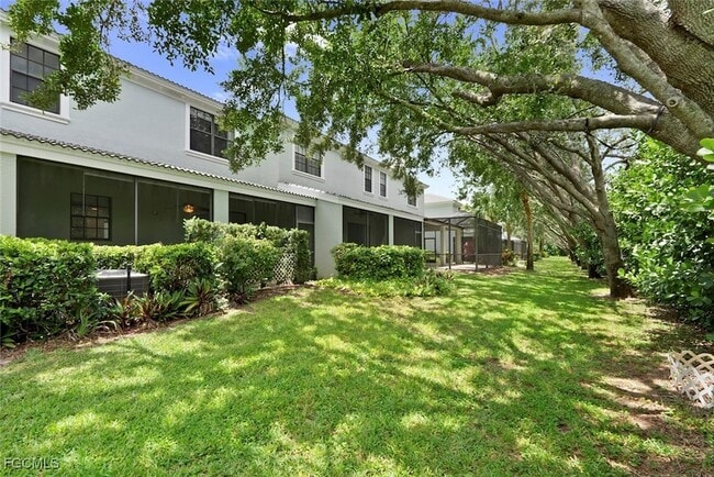 Building Photo - 14617 Sutherland Ave