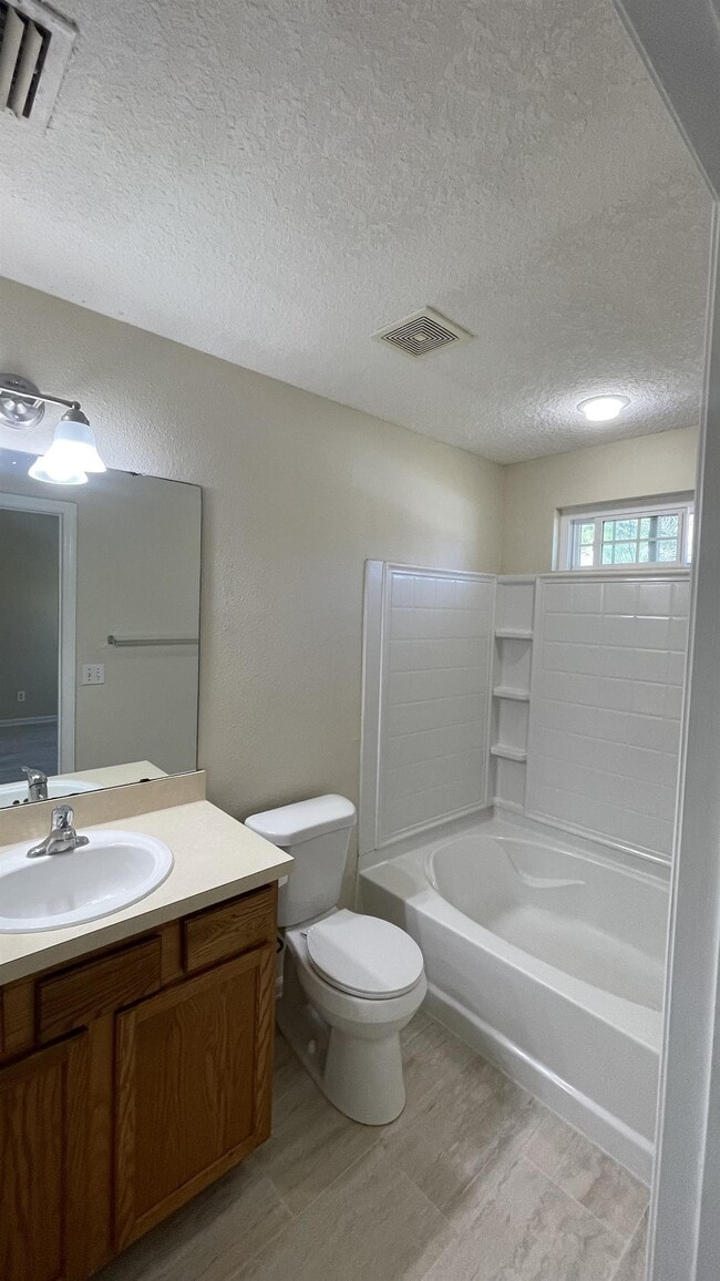 Building Photo - 1707 Biscayne Bay Cir