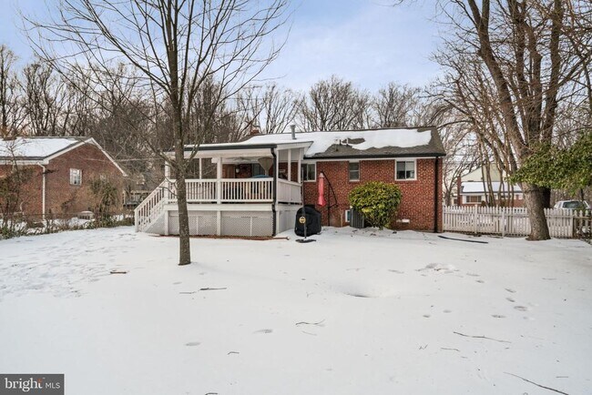 Building Photo - 3903 Whispering Ln