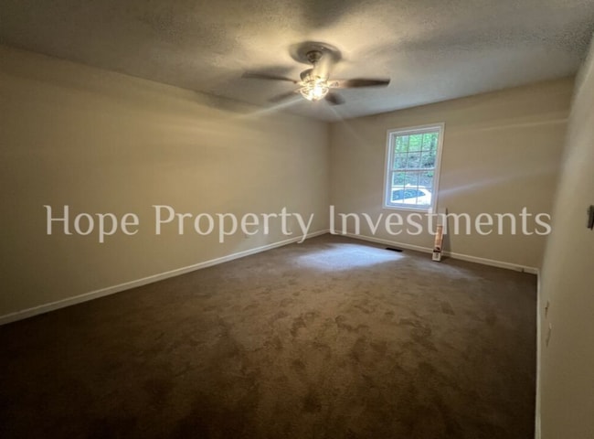 Building Photo - 370 Widgeon Dr