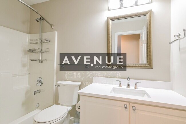 Building Photo - 17711 Westhampton Woods Dr