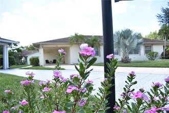 Building Photo - 2005 Halmrock Pl