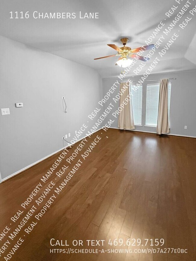 Building Photo - 1116 Chambers Ln