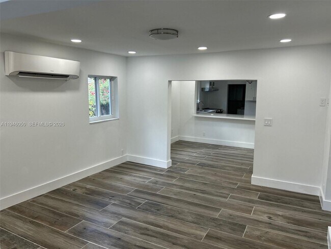 Building Photo - 261 NW 49th St