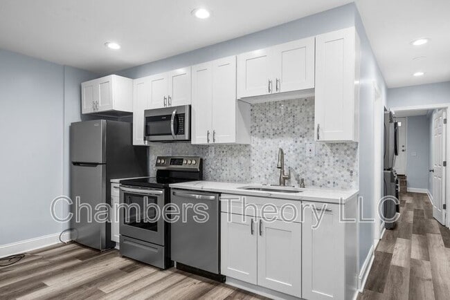 Building Photo - 1641 4th St NW