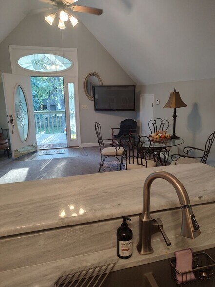 Building Photo - 193 Kenner Ave