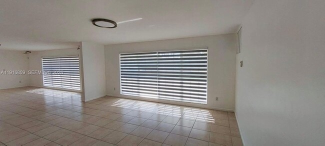 Building Photo - 29325 SW 182nd Ave