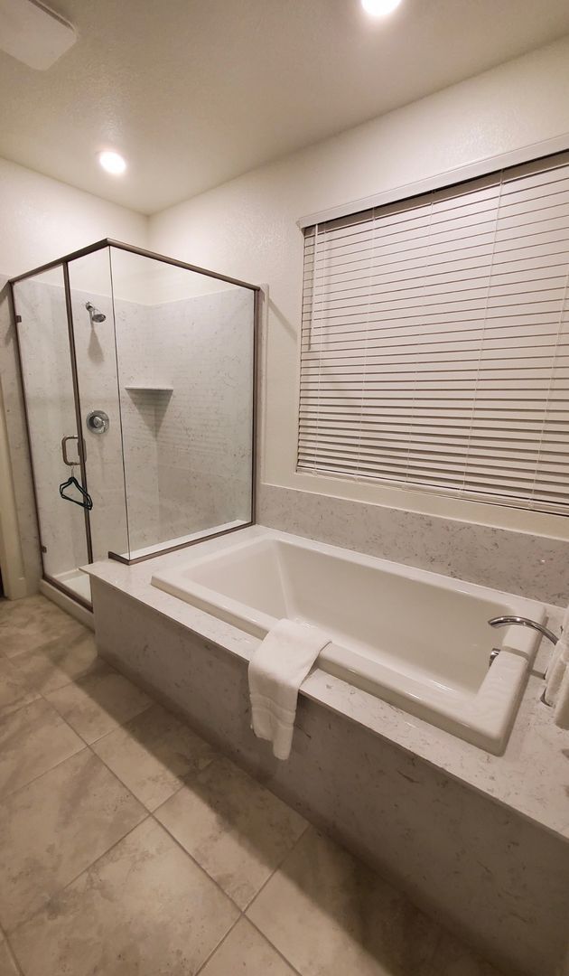 Building Photo - 12749 Thorntonhall Dr