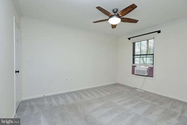 Building Photo - 5440 Barrister Pl