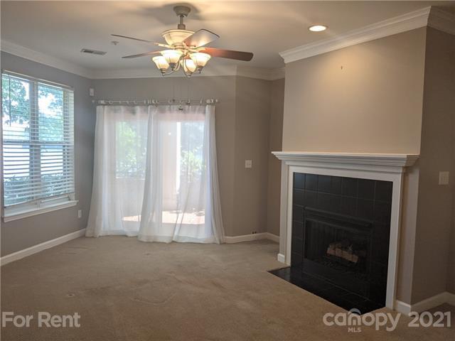 Building Photo - 915 Northeast Dr