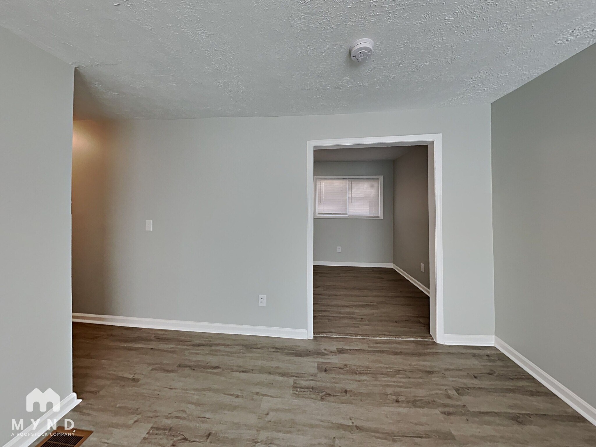 Building Photo - 9525 Rivertown Rd