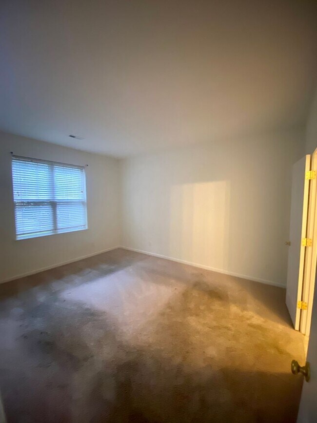 Building Photo - 3BR/2.5BA Townhouse in Ballantyne