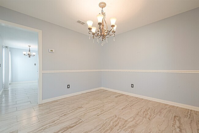 Building Photo - 13322 Pantano Dr