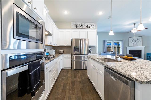 Building Photo - 4507 Cypress Dr