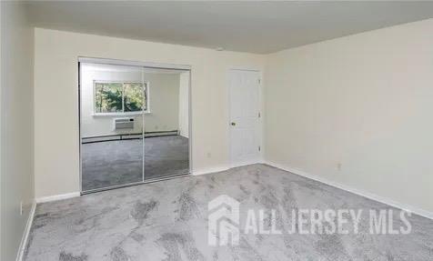 Building Photo - 703 Cricket Ln
