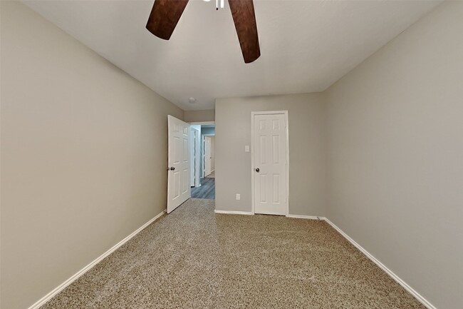 Building Photo - 20314 Savannah Bay Rd