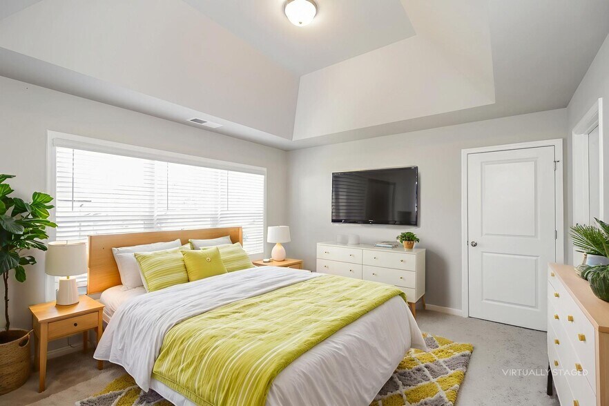 Building Photo - 588 Elliston Pl