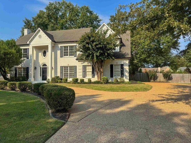 Building Photo - 2059 N Bridge Dr