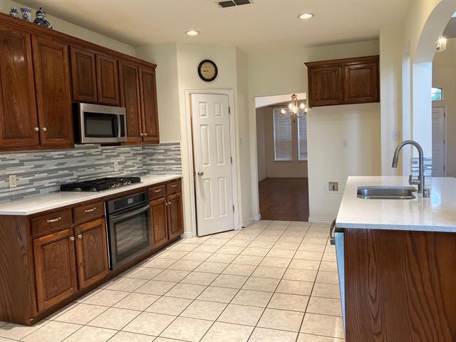 Building Photo - 2616 Quail Hollow Dr