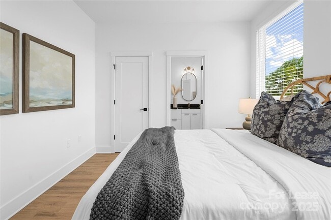 Building Photo - 411 Charles Ave