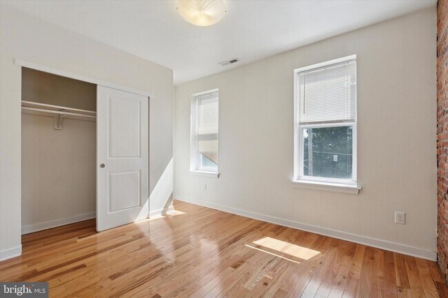 Building Photo - 2128 N 17th St