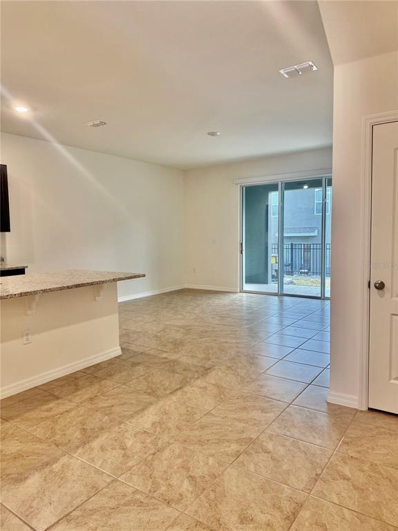 Building Photo - 1635 Thicket Ave