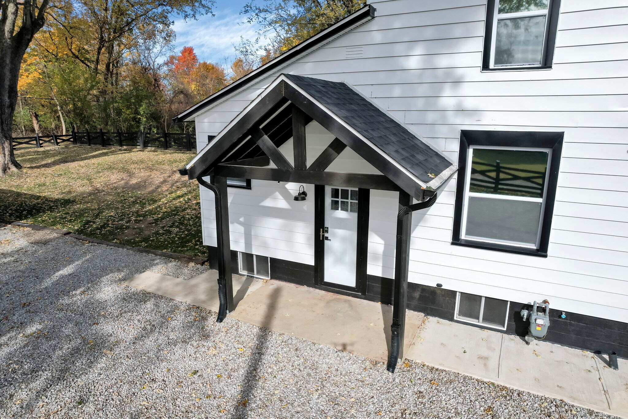 Building Photo - 119 N Ohio Ave