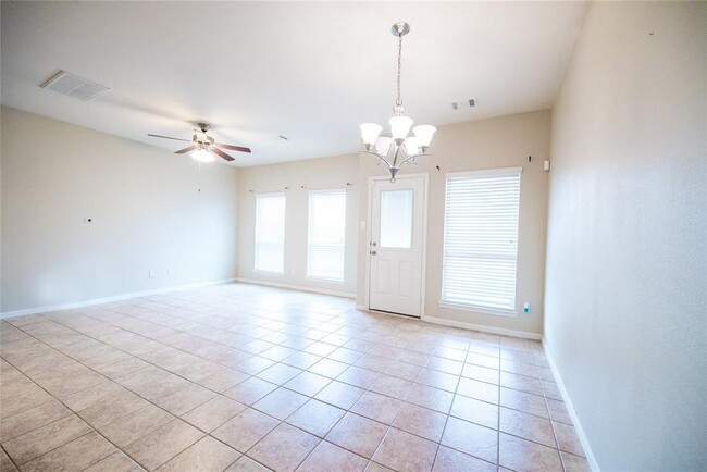 Building Photo - 6038 Wesley Manor Ct
