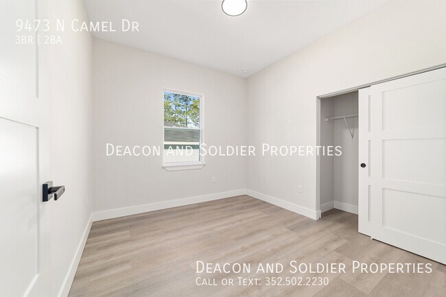 Building Photo - 9473 Camel Dr