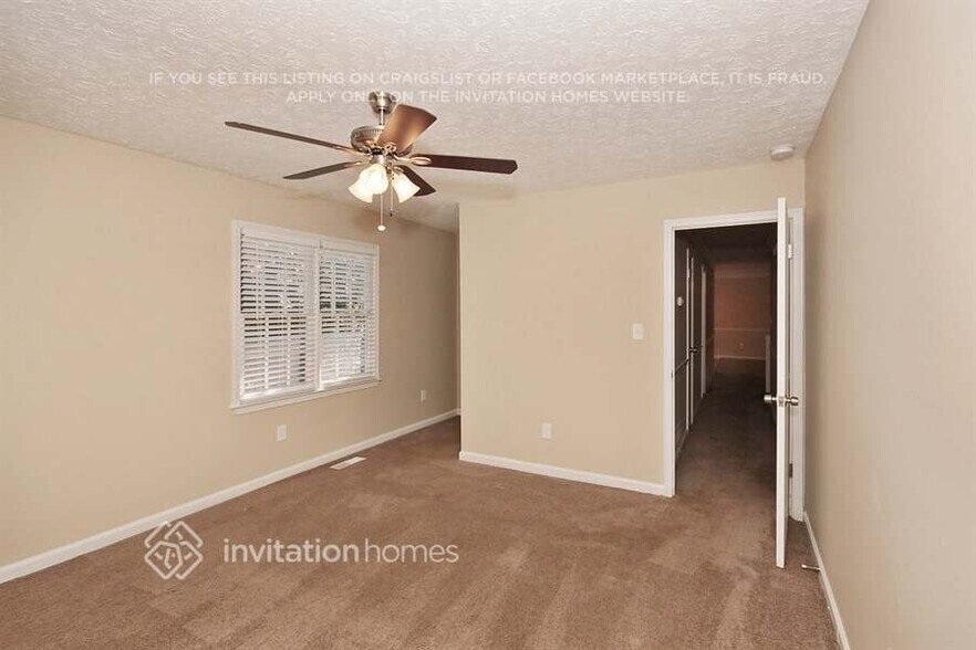 Building Photo - 166 Bluebird Dr