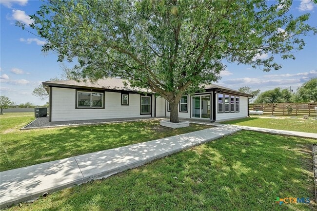 Building Photo - 401 Co Rd 368