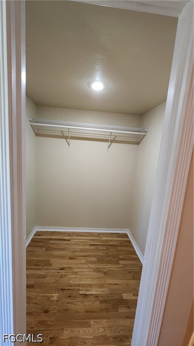 Building Photo - 6118 Montego Bay Loop