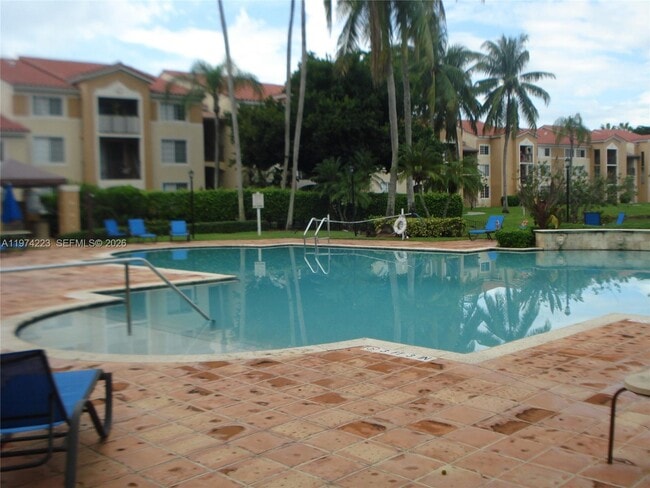 Building Photo - 2031 Renaissance Blvd