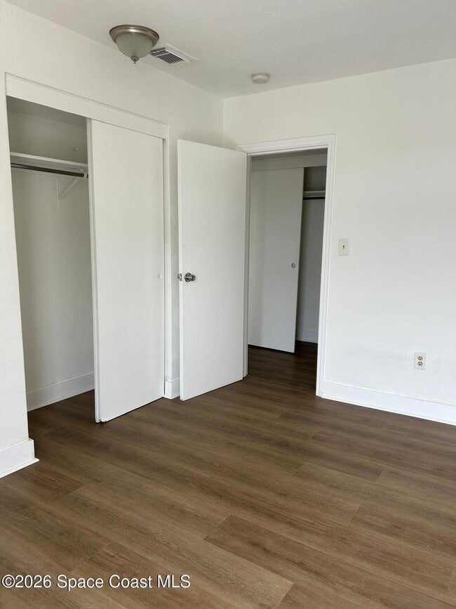 Building Photo - 250 N Banana River Dr