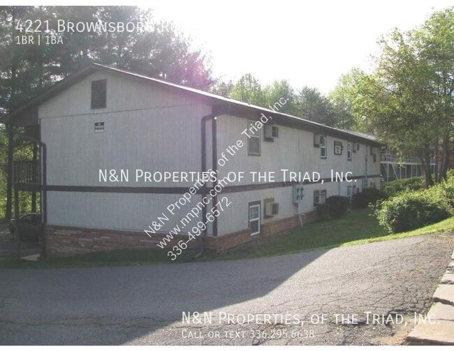 Building Photo - 4221 Brownsboro Rd