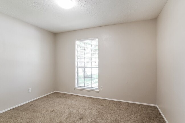 Building Photo - 4306 Hickorygate Dr