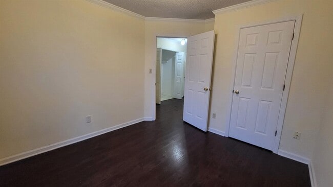 Building Photo - 2232 Lake Springs Ln