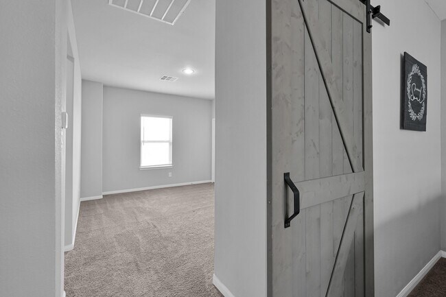 Building Photo - 3791 Lake Bend Shore Dr