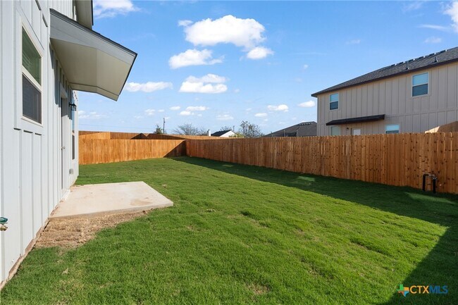 Building Photo - 106 Levi Court