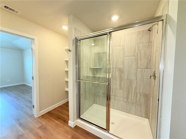 Building Photo - 1116 Zeus Dr
