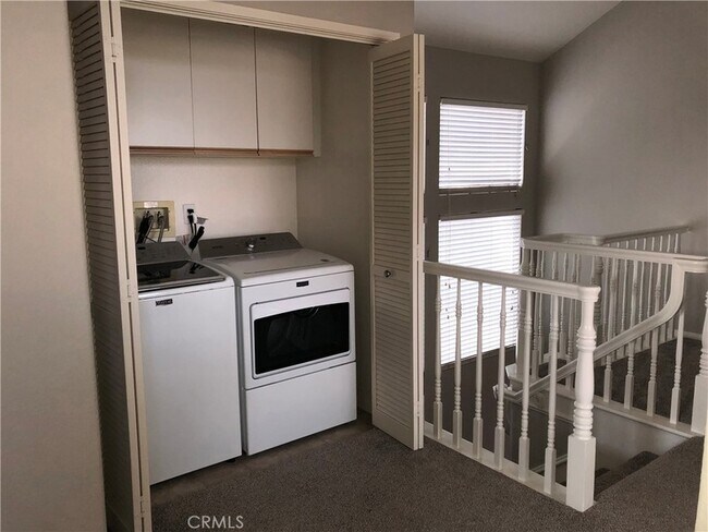 Building Photo - 29435 Elba Dr
