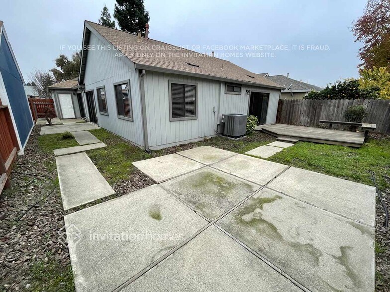 Building Photo - 7205 Sutherland Way