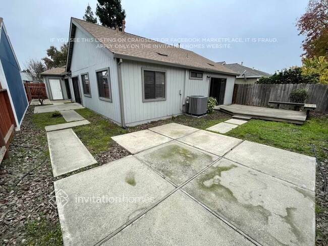 Building Photo - 7205 Sutherland Way