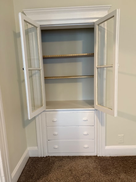 Building Photo - 57 Alfred St