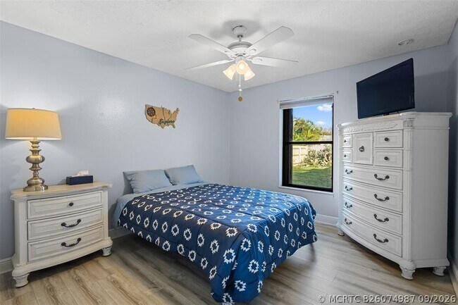 Building Photo - 5408 Birch Dr
